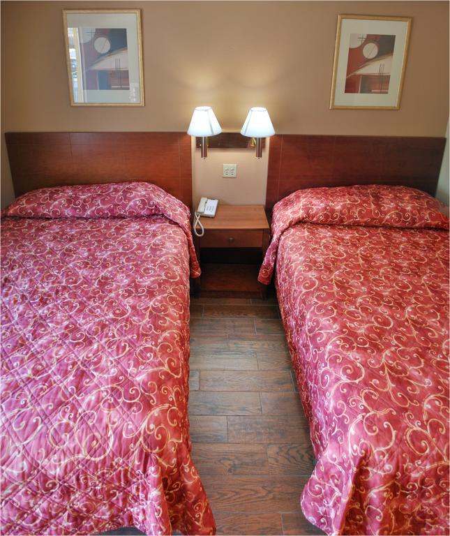 Bama Inn Гантсвілл Номер фото